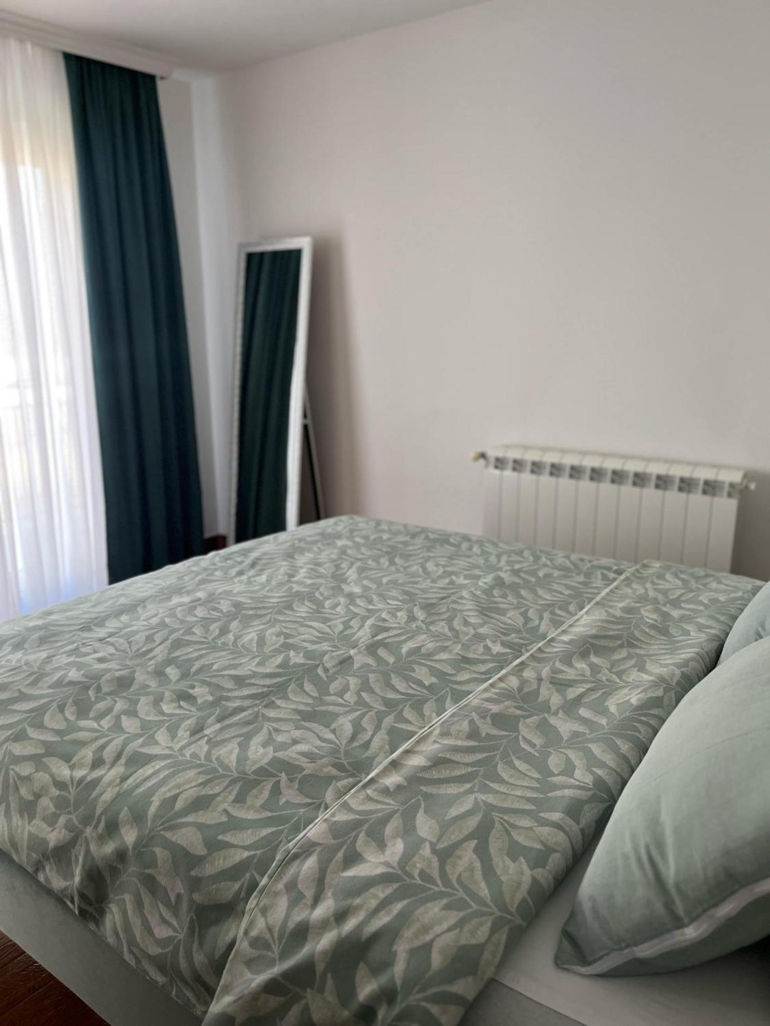 Surcin Apartment Ledine Экстерьер фото